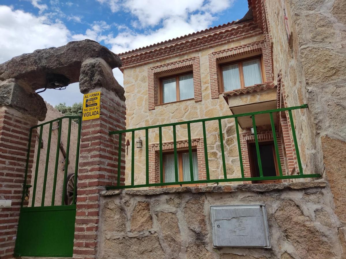 Casa Rural El Pajar นาวาลูเอ็นกา ภายนอก รูปภาพ